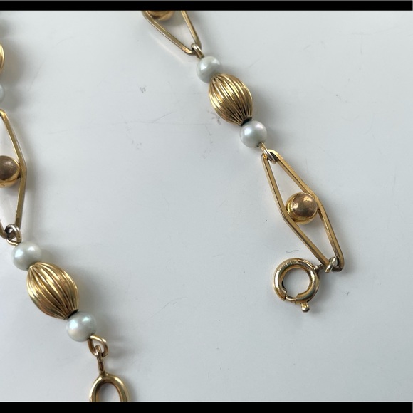 Vintage Gold Filled Bracelet with Manmade Pearls and Gold Filled Beads - Picture 9 of 10